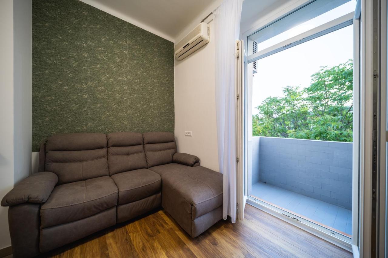 Appartement Brunea à Rijeka Extérieur photo