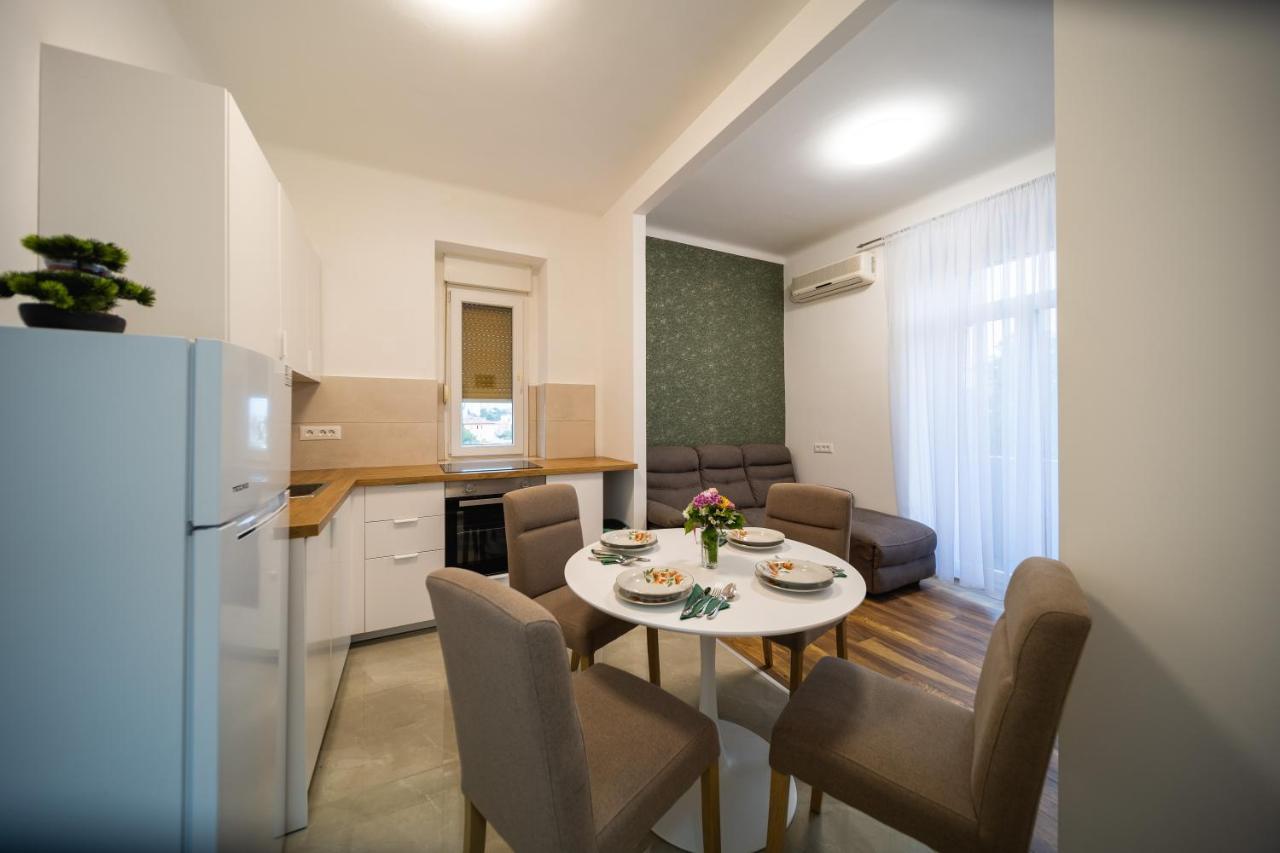 Appartement Brunea à Rijeka Extérieur photo